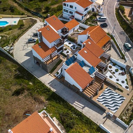 Falésias da Arrifana Praia da Arrifana Exterior foto