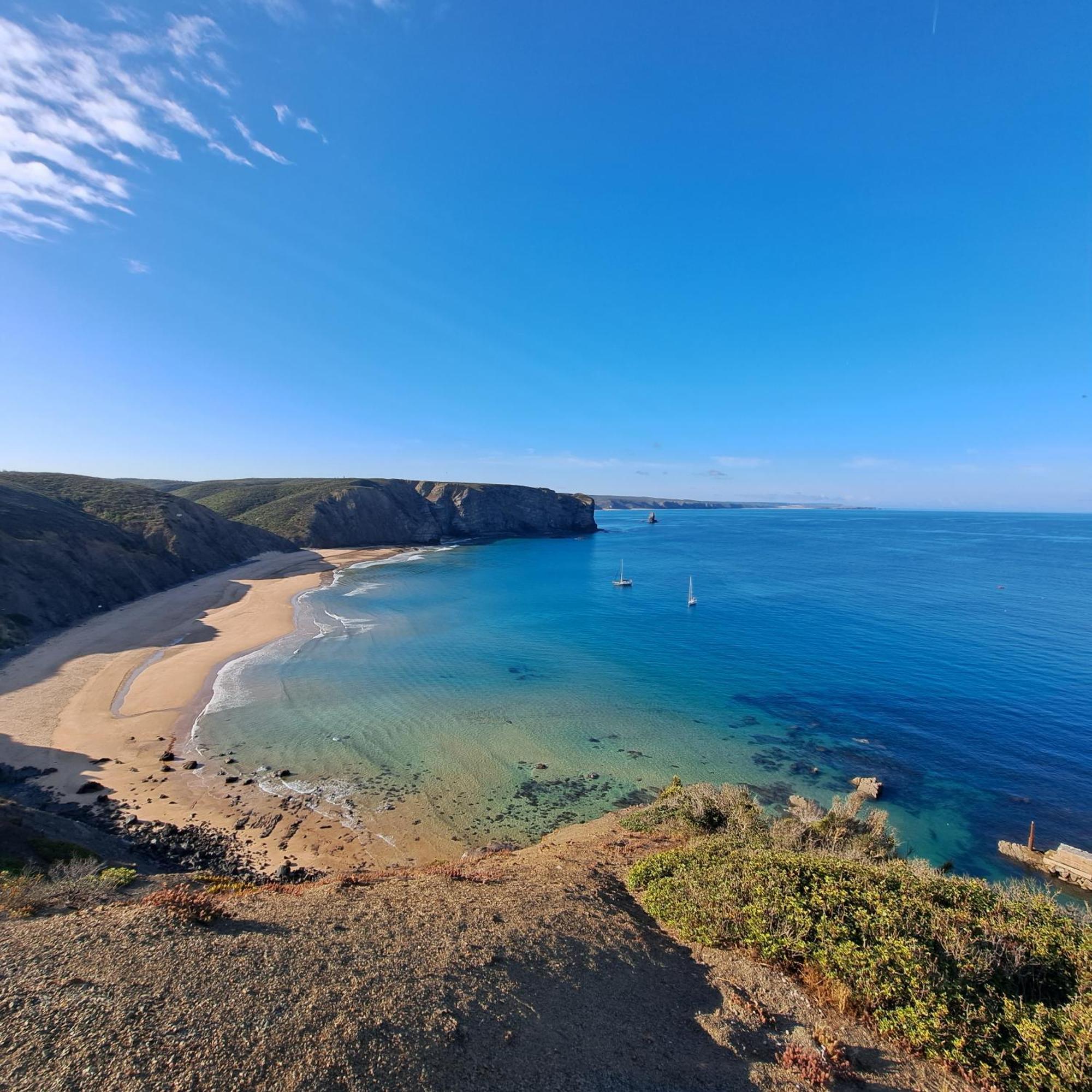 Falésias da Arrifana Praia da Arrifana Exterior foto