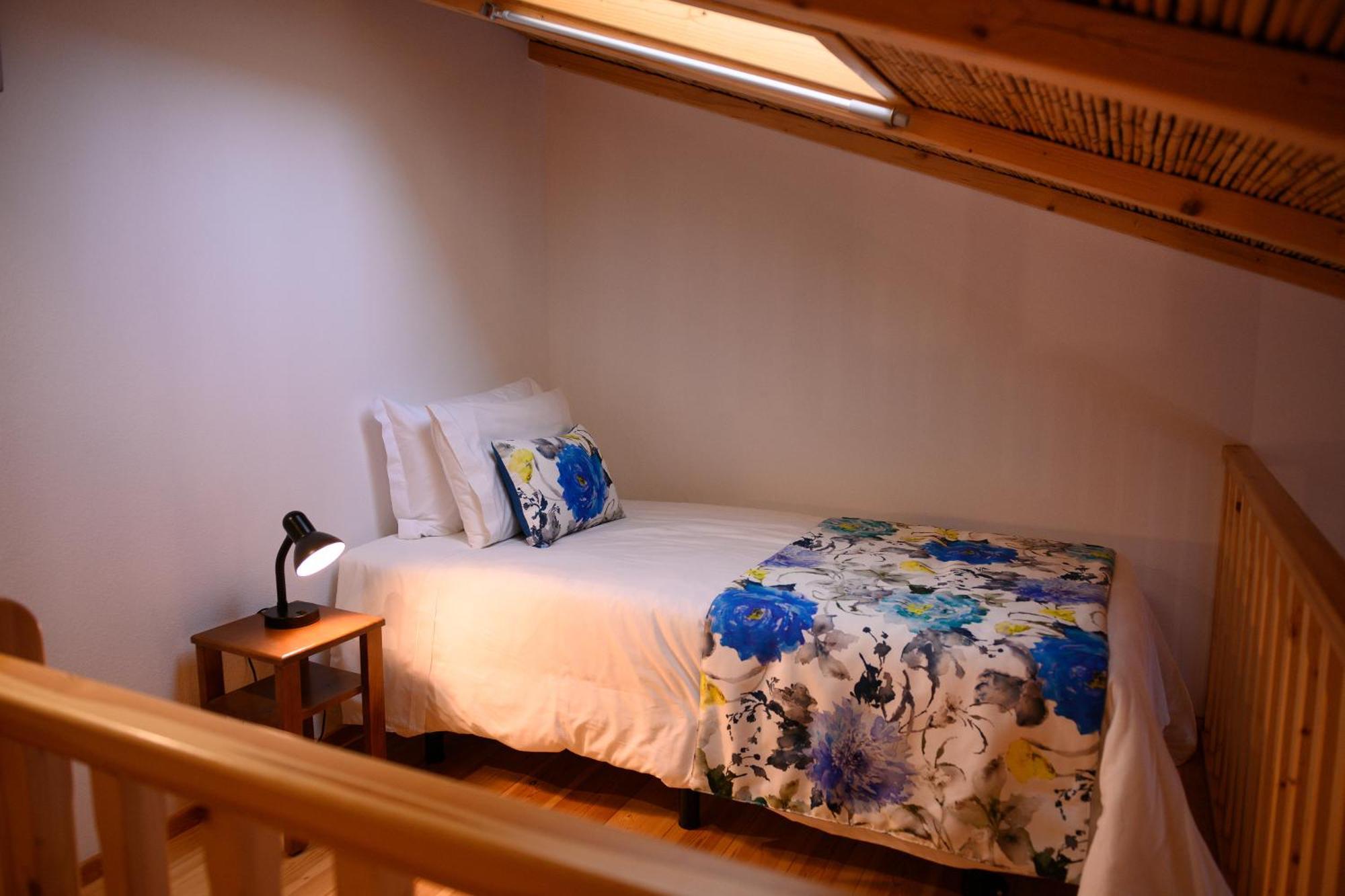 Falésias da Arrifana Praia da Arrifana Habitación foto